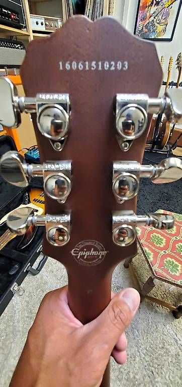 Epiphone Strumenti musicali: Epiphone Les Paul Traditional PRO-II – Usato da Landquart venduto da AlwaysReady 2