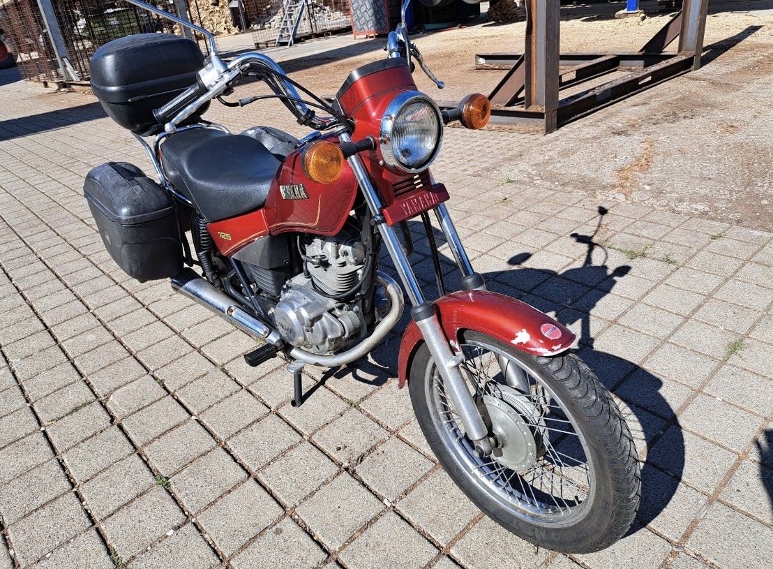 Route: Yamaha 125 SR – D'occasion à Péry par Easyrevente 6