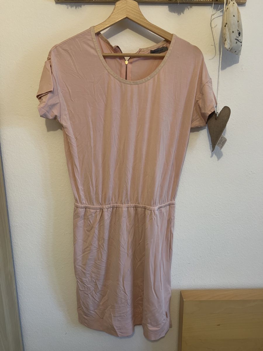 Calvin Klein Vestiti: Kleid Calvin Klein – Usato da Bern venduto da nicole.ruprecht 1