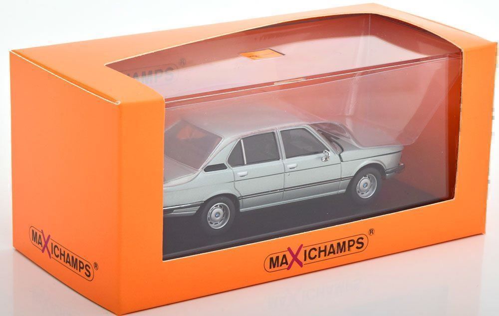 BMW Modellini d'auto: BMW 520 E12 Phase I 1972-1976 hellblau met.      1:43 – Nuovo e nell'imballaggio originale da Gerlafingen venduto da espero88 9