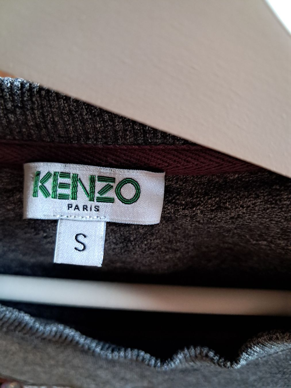 Kenzo Maglioni & Felpe: Kenzo Paris Pullover, Grösse S – Nuovo (secondo la descrizione) da Rüedisbach venduto da Wuethis-Fb1212 1