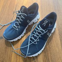 On Cloud navy blue