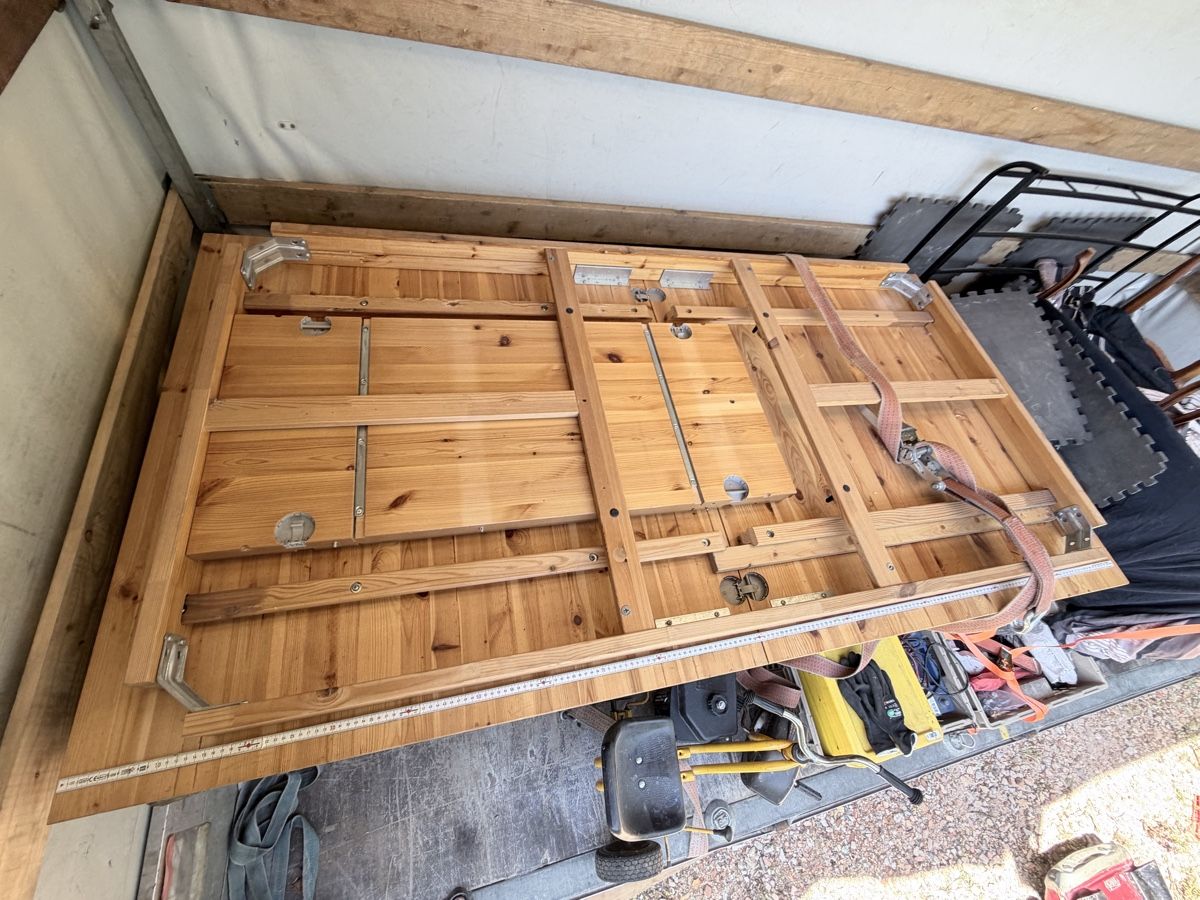 Tavoli: Table en bois avec rallonges – Usato da Satigny venduto da Johann275