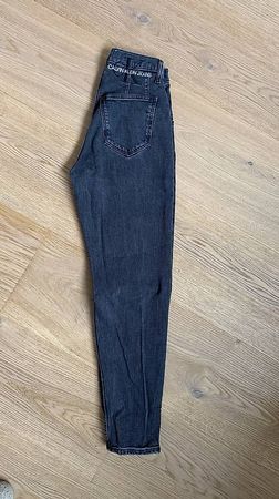 Calvin Klein Mom Jeans High Waist