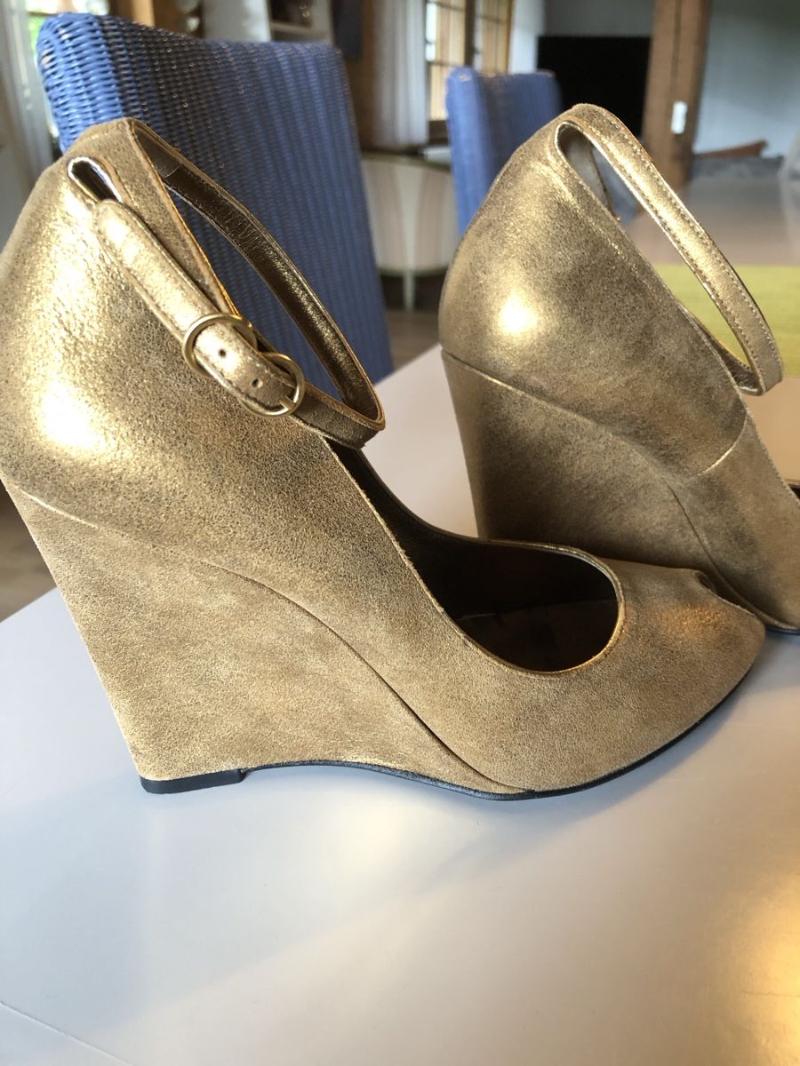 Bally Scarpe da donna: High Heels Peeptoes Bally – Nuovo (secondo la descrizione) da Bibern SO venduto da goldenblue