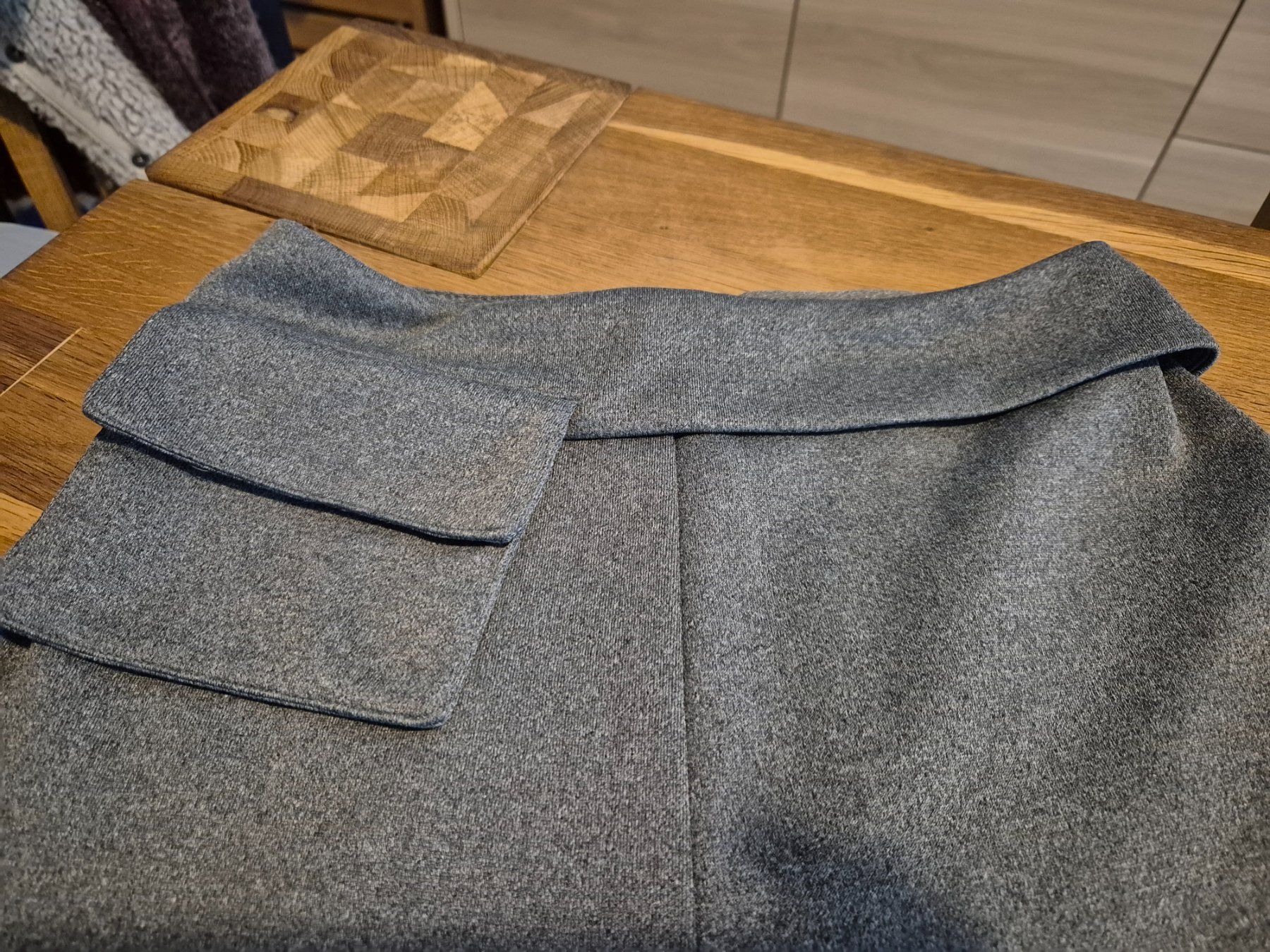 Pantaloni: schöne Hose Gr. 34 – Nuovo (secondo la descrizione) da Urtenen-Schönbühl venduto da Lari1 1