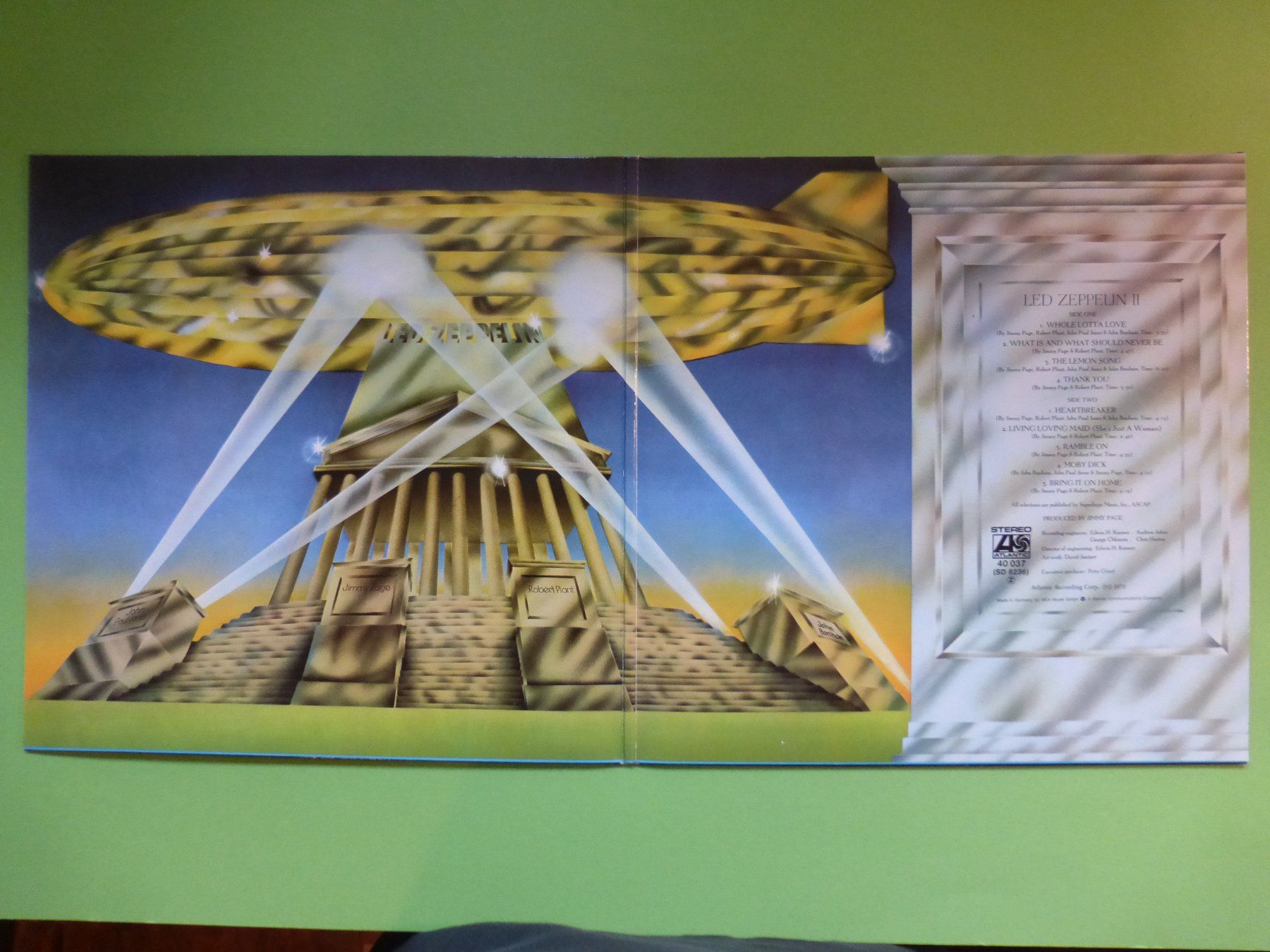Dischi in vinile: Led Zeppelin – Led Zeppelin II – Usato da Zürich venduto da Swiss57 2