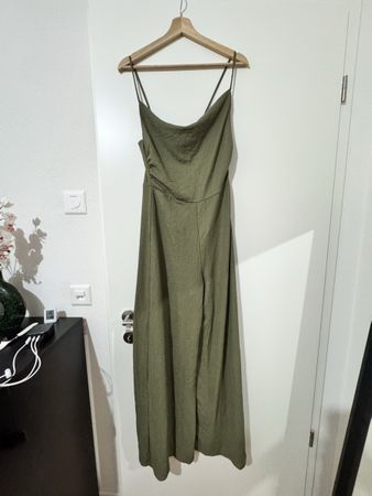Robe longue Stradivarius vert olive taille M