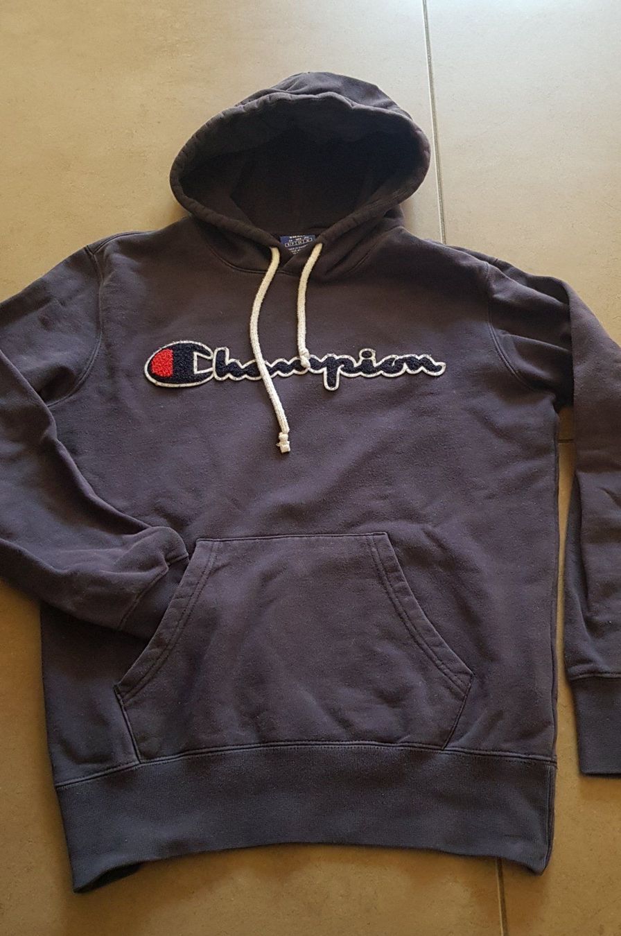Pullover & Sweatshirts: Pullover champion – Gebraucht aus sion von ckmoi01