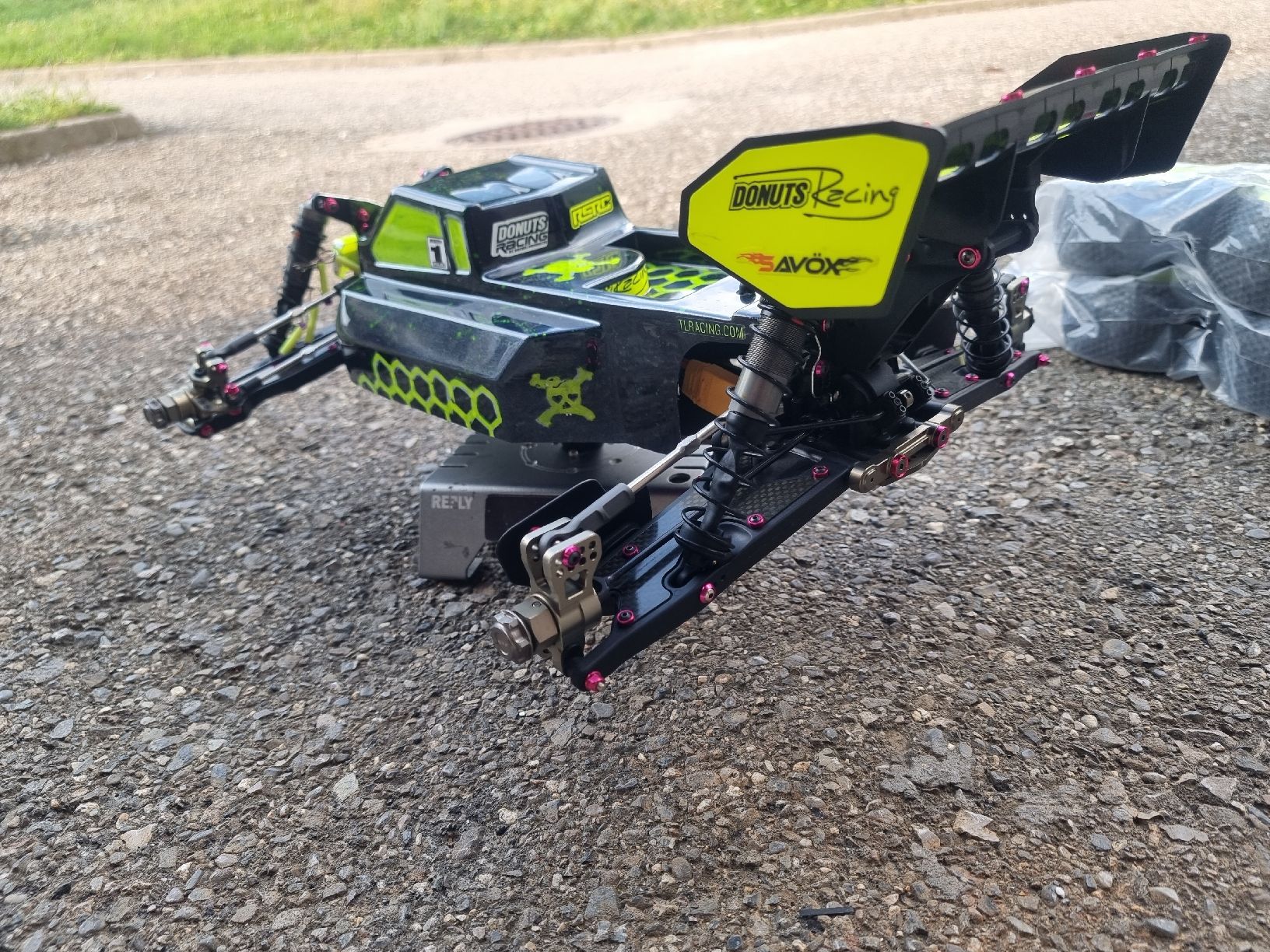 Losi Modellismo RC: losi 8ight-XTE castle savox – Nuovo (secondo la descrizione) da Enney venduto da poussincui 2
