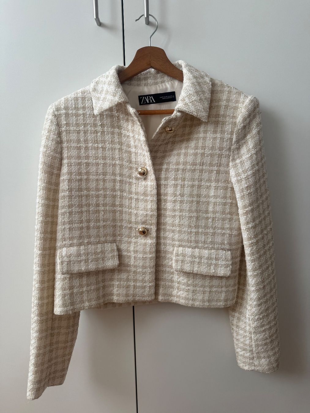 Zara Jacken: Zara Tweed Jacke – Neu und originalverpackt aus Goldach von jil_vnd8