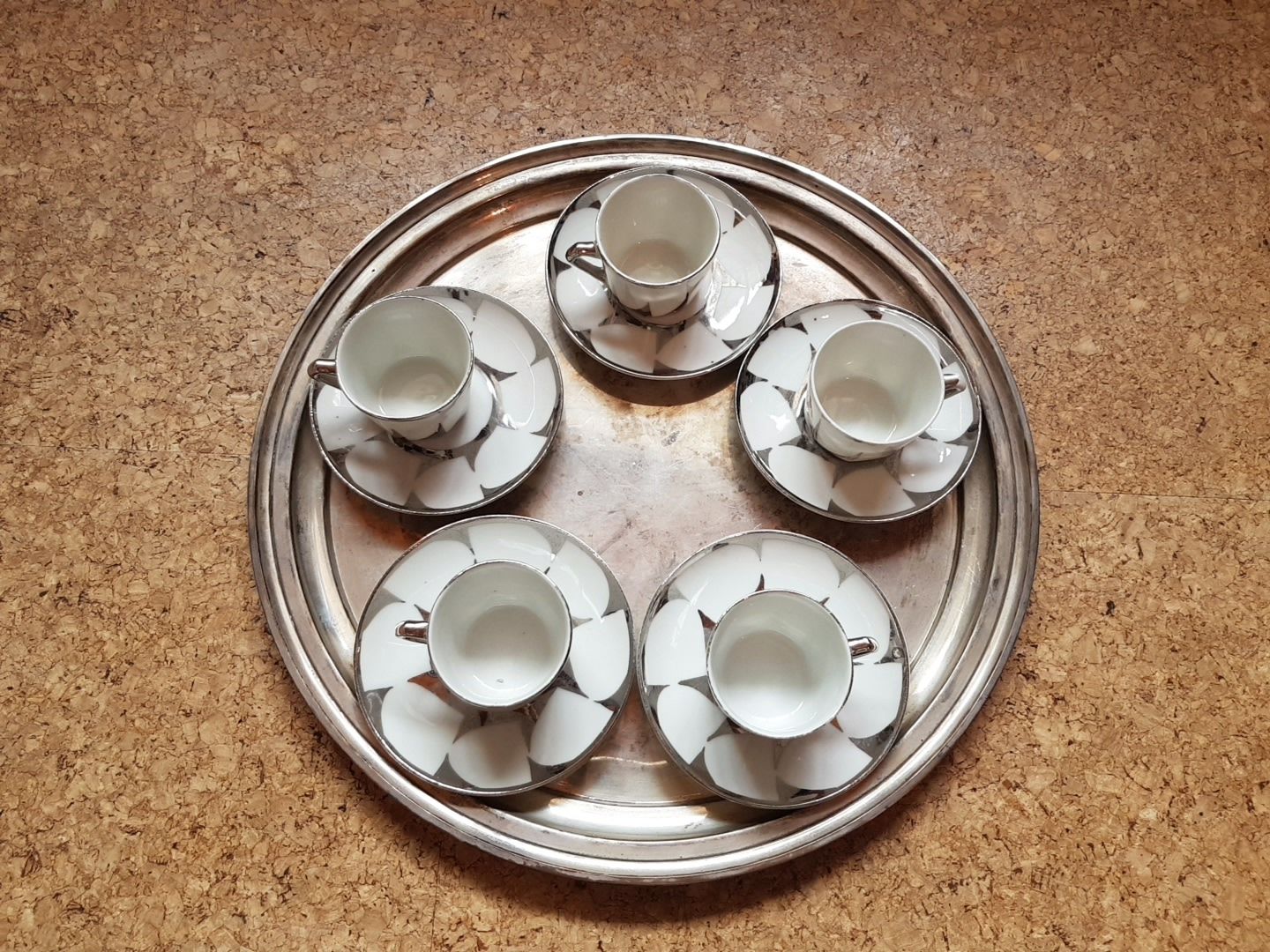 Geschirrsets: Limoges Mokka-Service von 1920 – Gebraucht aus Bern von Sunset91 2