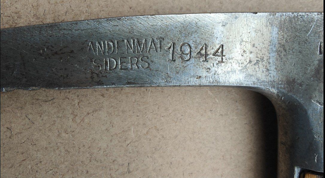 Attrezzatura da arrampicata: Eispickel der Schweizer Armee – Usato da Sigriswil venduto da Ricola1977 4