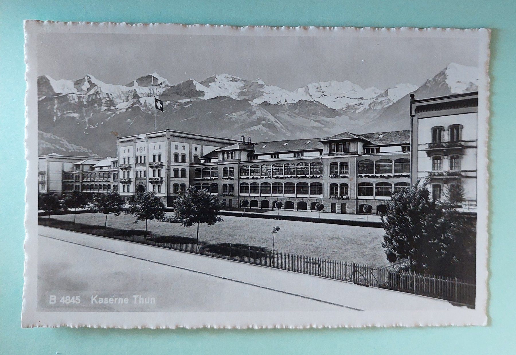 Cartoline postali: alte AK - Militär Kaserne Thun – Usato da Madiswil venduto da Stratosteve
