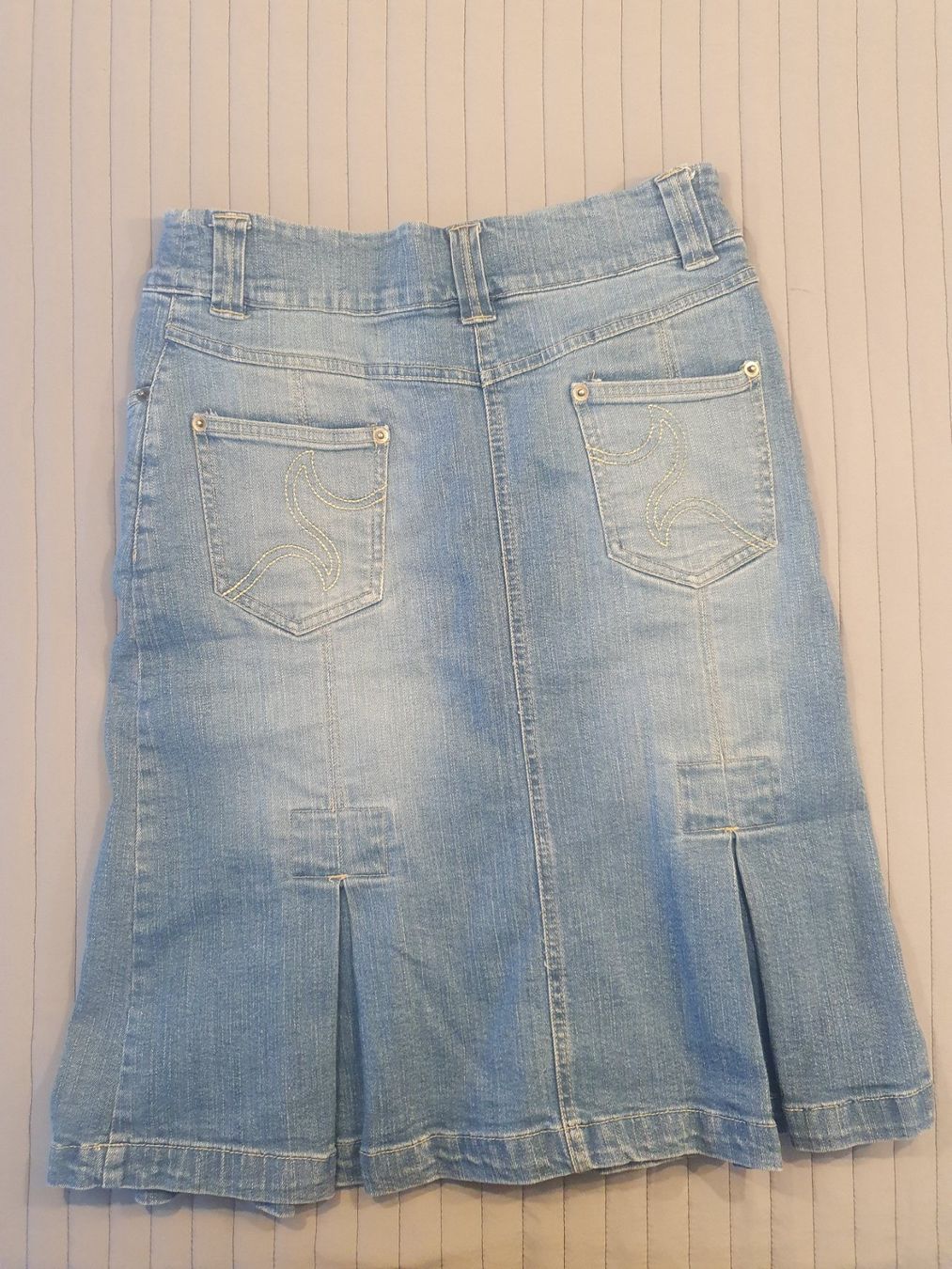 Tchibo Gonne: Jeansrock Tchibo Gr.36 Hellblau – Usato da Volketswil venduto da gloriamundi 1
