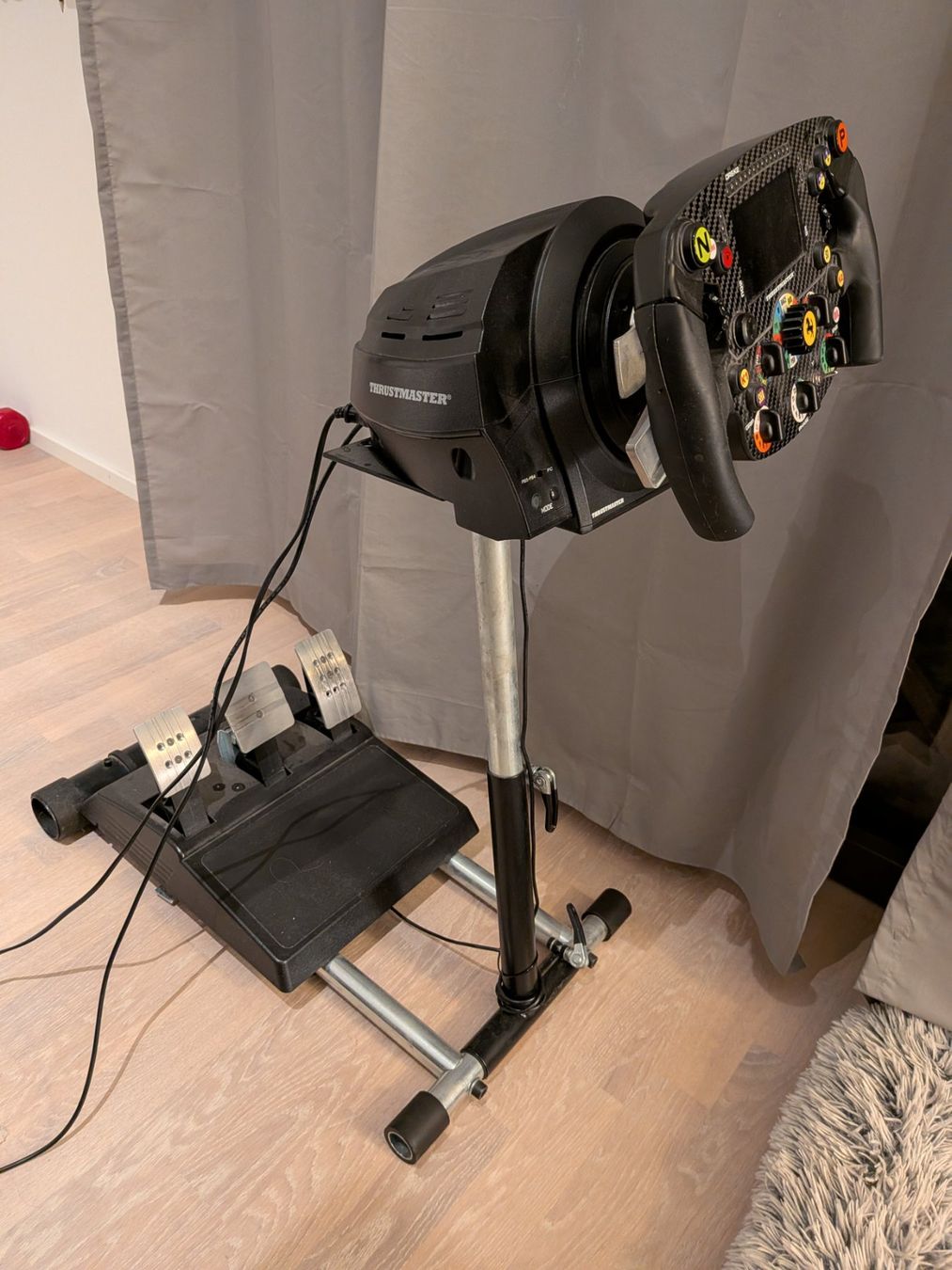 Thrustmaster Controller: Thrustmaster T300 RS GT & SF1000 Sim-Racing Setup – Usato da Wädenswil venduto da Mattsrules