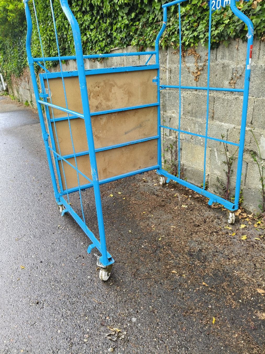 Griglie e Inferriate:  Gitterwagen Transportwagen  – Usato da Zwingen venduto da inf_2blh 1