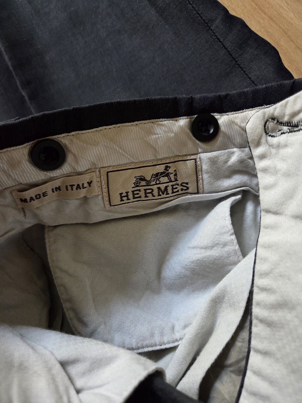 Pantaloni: pantalon Hermès en soie et lin – Usato da Biel/Bienne venduto da Totalkelly 3