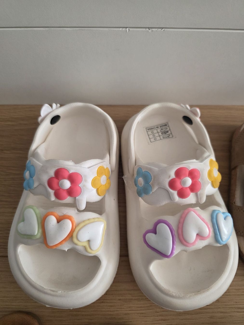 Scarpe per ragazze: Kindersandalen  – Usato da Walenstadt venduto da Jna_69pm