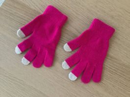 Pink gloves
