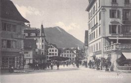Brunnen SZ // 1917 Hotel Schweizerhof Kutschen