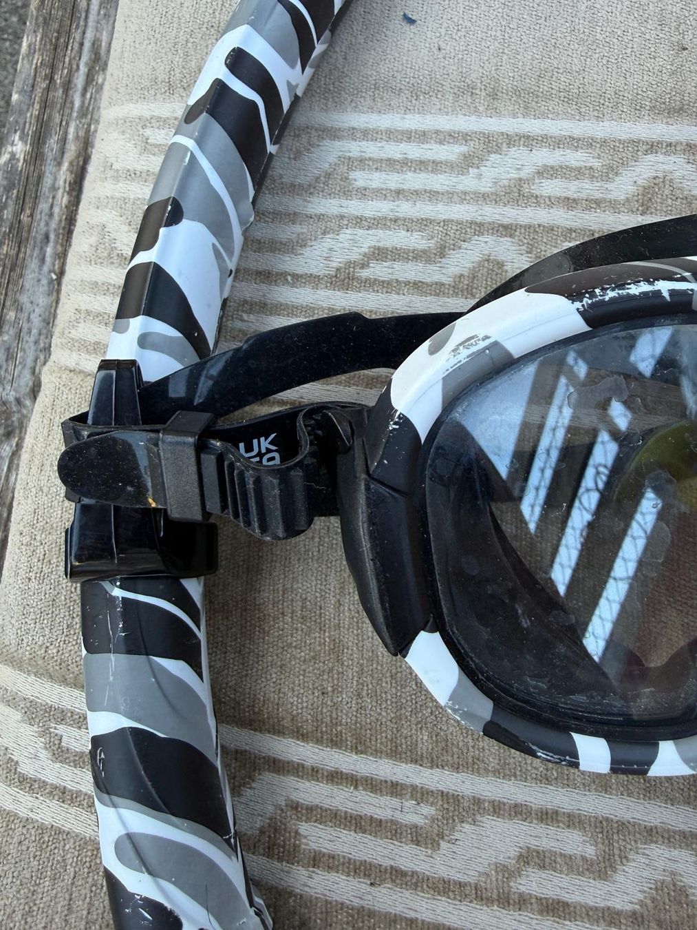 Flossen, Masken & Schnorchel: Schnorchel mit Tauchbrille – Gebraucht aus Flawil von Stella_3 5