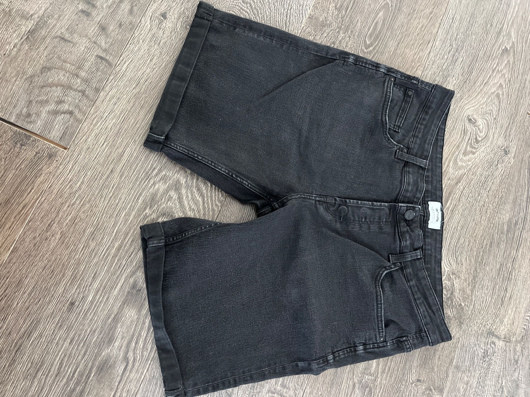 Pantaloni: kurze Herren Hose Grösse 36/XL – Usato da Weiach venduto da LemonJuice1995