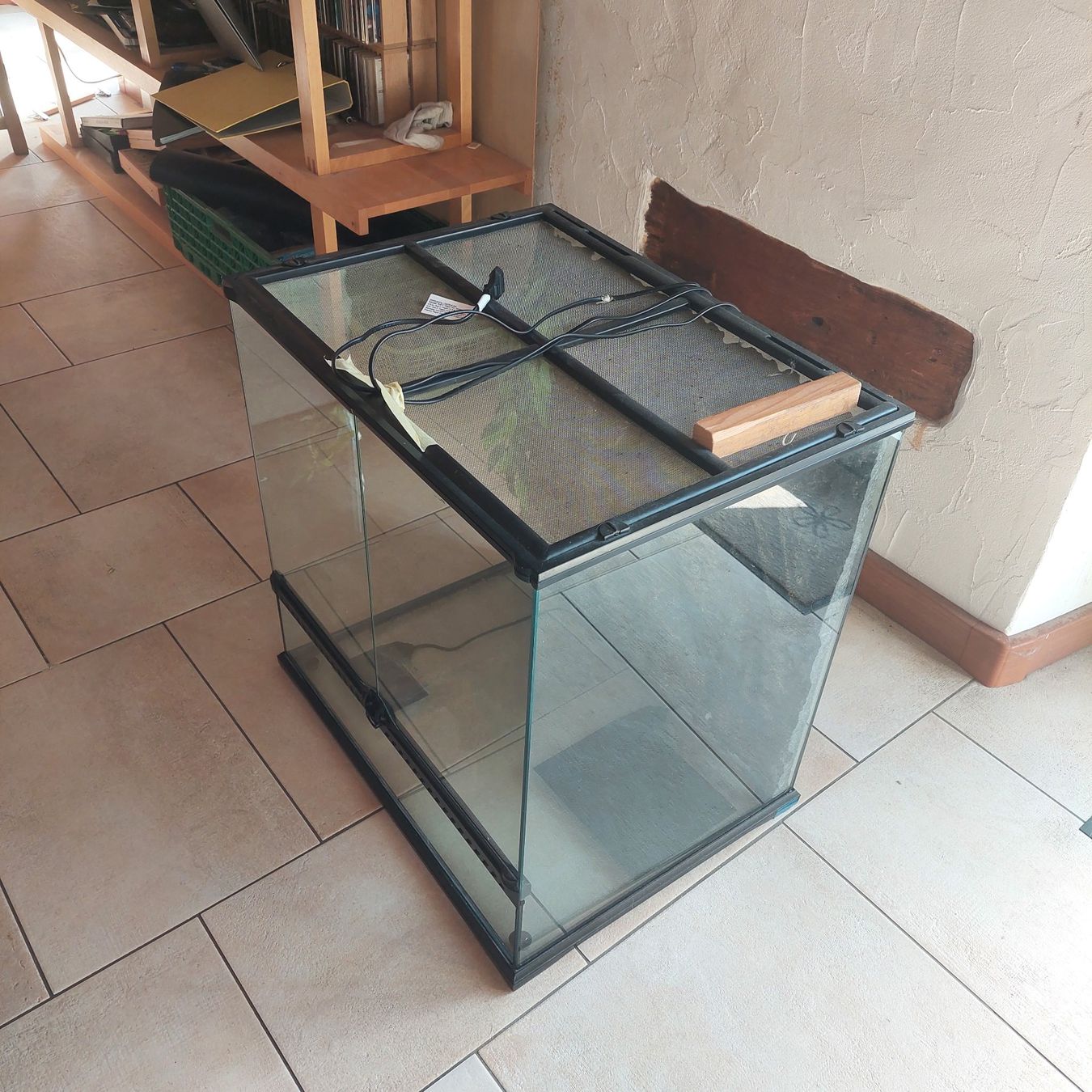 Exo terra Terrario: Terrarium 60/45cm. H: 60cm – Usato da Saubraz venduto da mon_7965