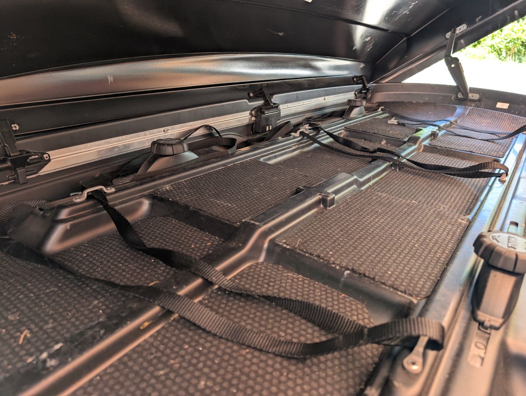 Thule Coffres de toit: Dachbox Thule Dynamic M 800 – D'occasion à Pfäffikon SZ par Mtd83 2