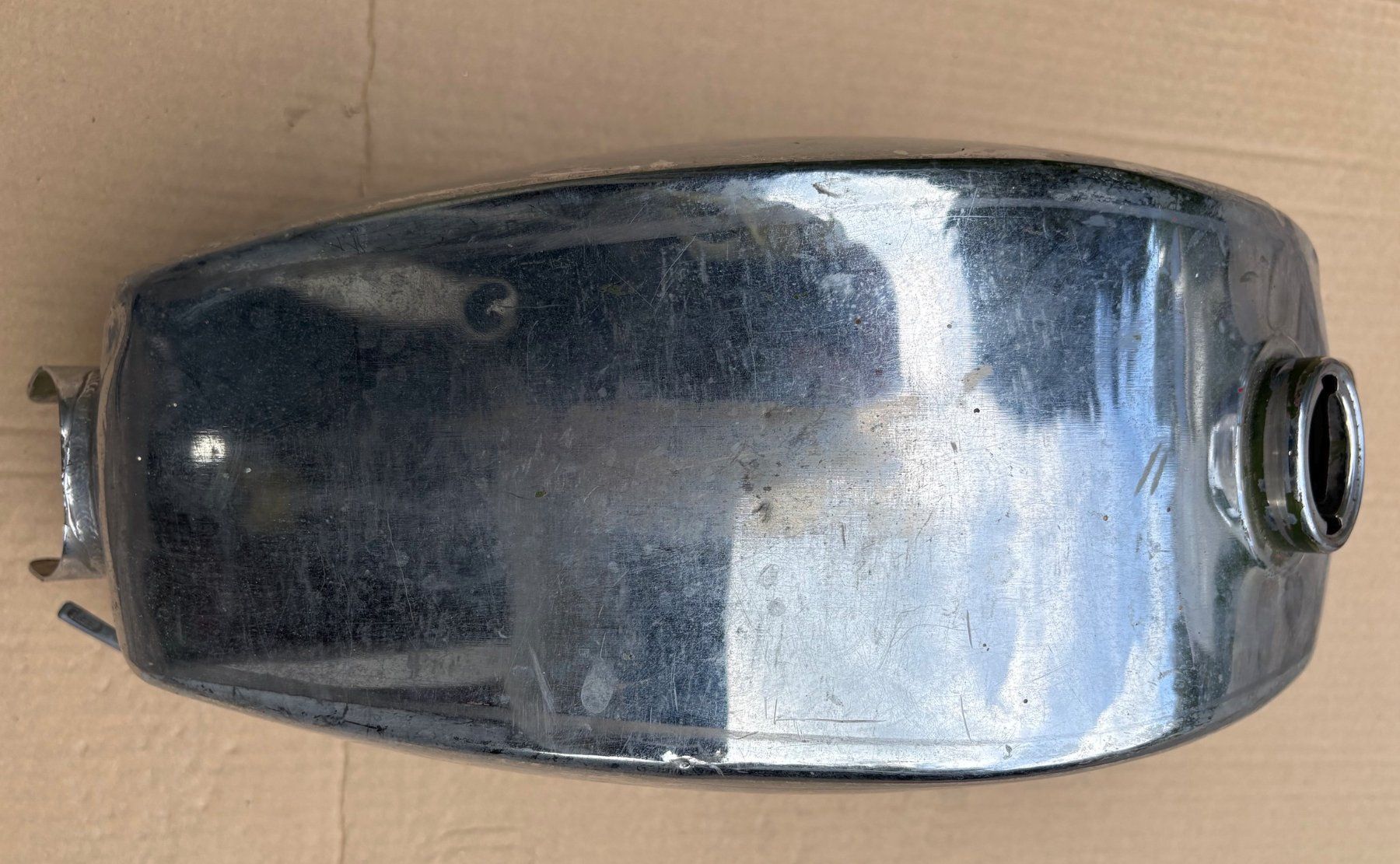 Autres accessoires p. véhicule: Tank Rixe – D'occasion à Bäretswil par Geryk 3