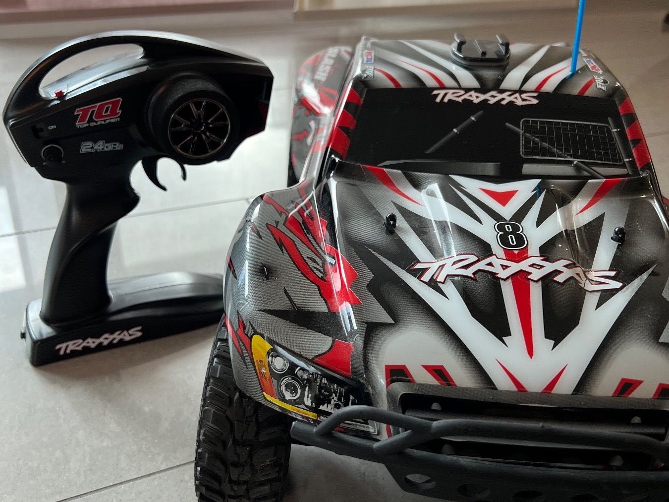 Traxxas RC Modellbau: Ferngesteuertes Auto – Gebraucht aus Oberlunkhofen von
