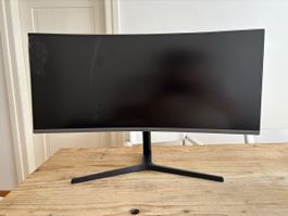 Samsung C34H890WGR 34” Curved UltraWide Monitor Defekt