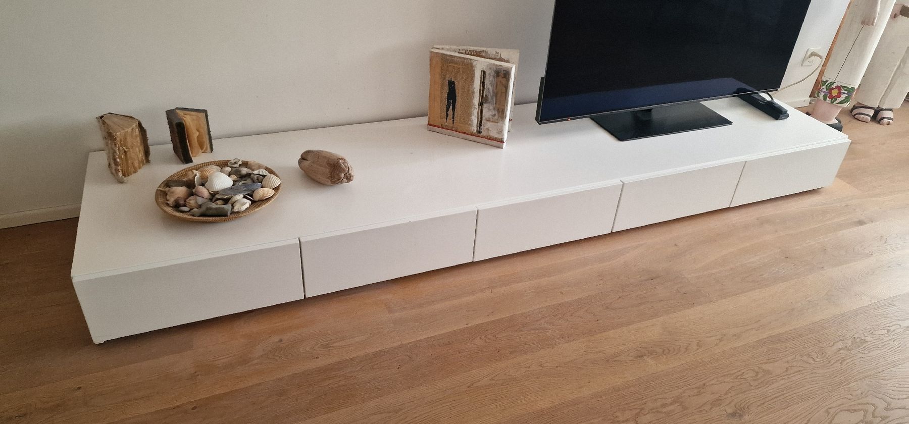 Sideboard tief (Gebraucht) in Langnau am Albis für CHF 1 – nur Abholung auf Ricardo kaufen