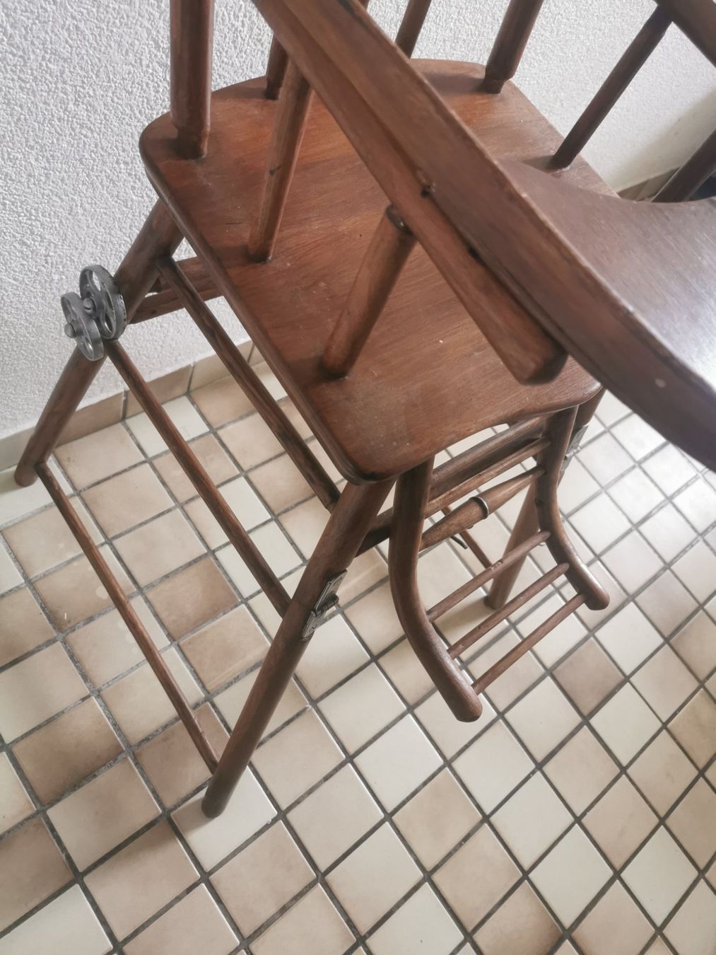 Seggioloni: Antiker Kinderstuhl – Usato da Uster venduto da bek_v2ct 2