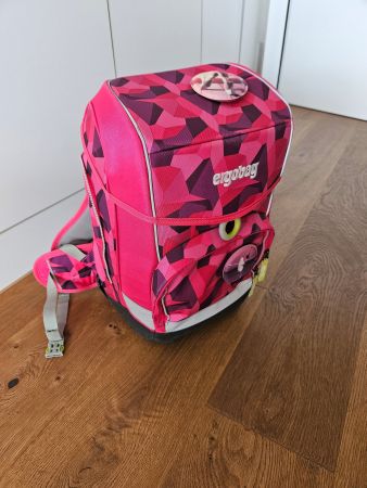 Ergobag Cubo Prima Bärllerina Schulrucksack pink/lila