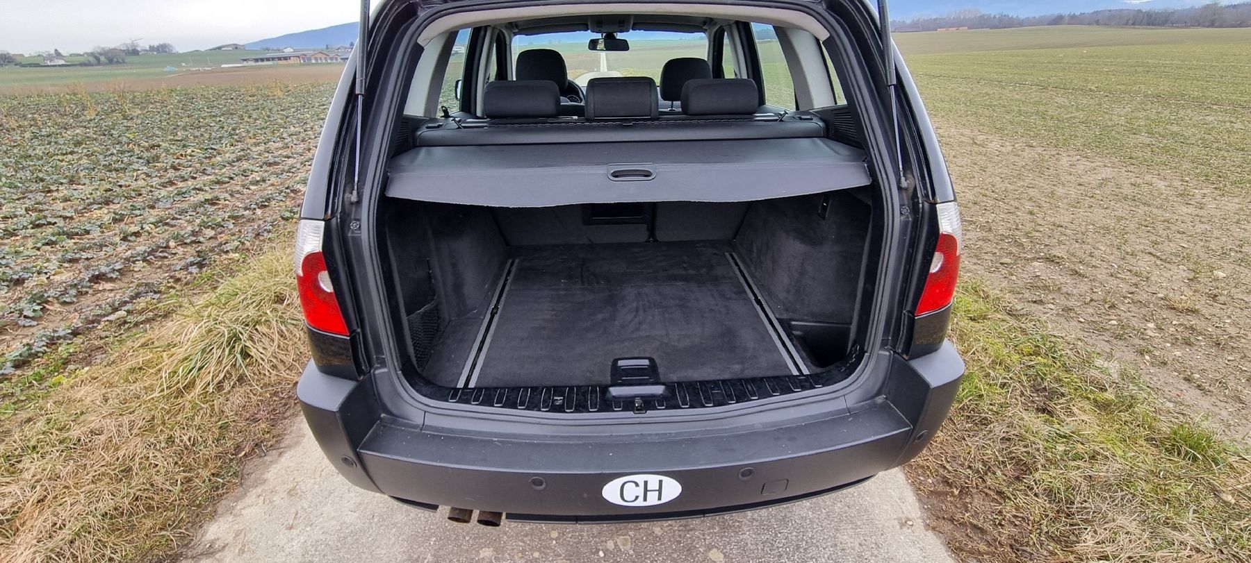 BMW Automobili: BMW X3 2.5i, Expertisée du jour – Usato da Ballens venduto da bmw135is 7