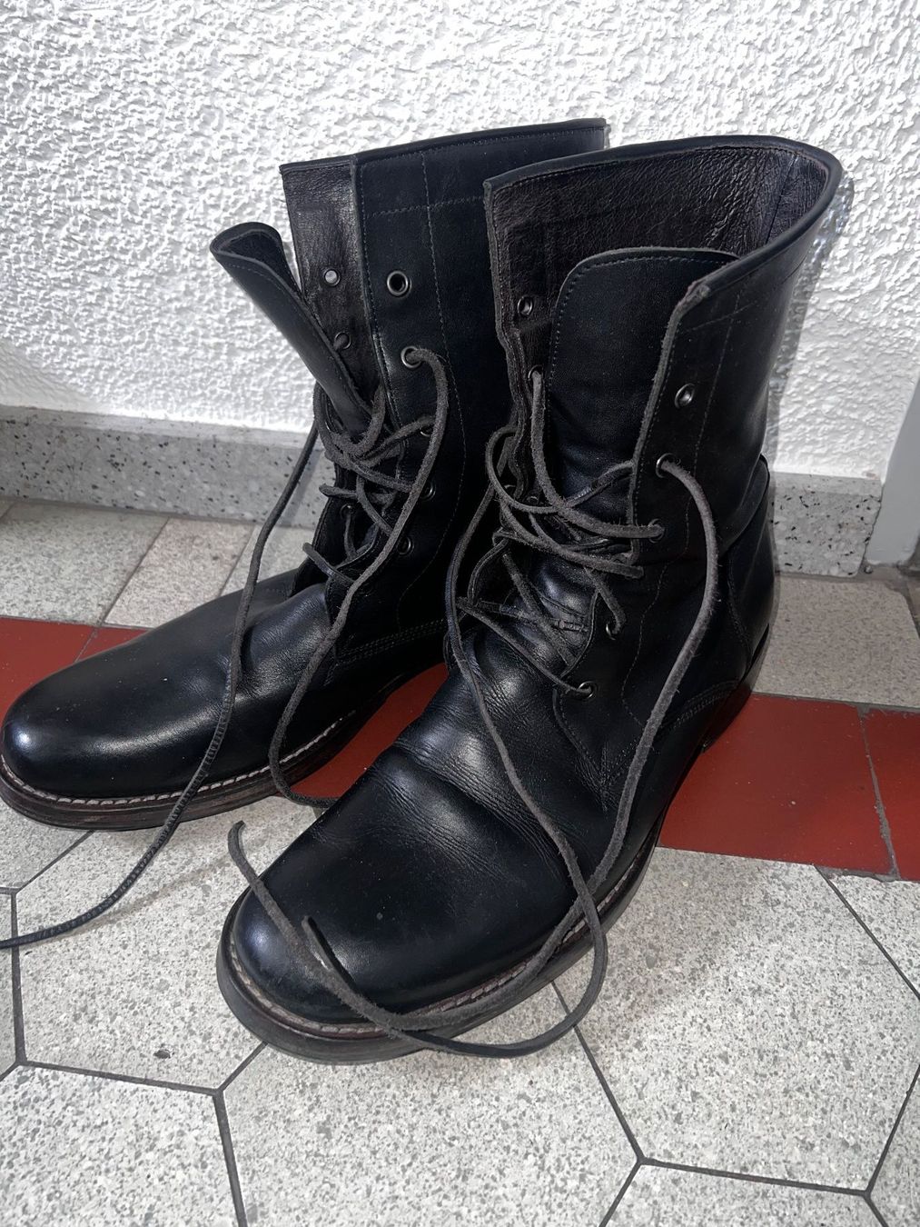 Scarpe da uomo: Lederstiefel Gr.43 – Usato da Zürich venduto da Mailfree