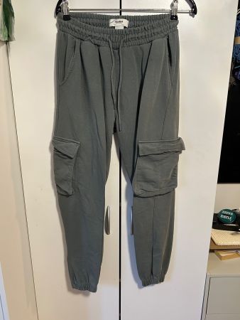Pull & Bear Cargo Jogginghose grau Grösse M guter Zustand