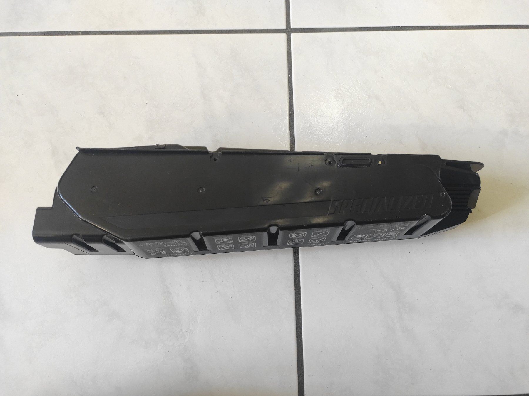 Bionx Batteries: Specialized VADO eBike Akku 36V Akkupack – Défectueux à Niederwil AG par red.santa