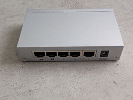 Zyxel ES-105A 5-Port Ethernet Switch inkl. Netzteil und OVP