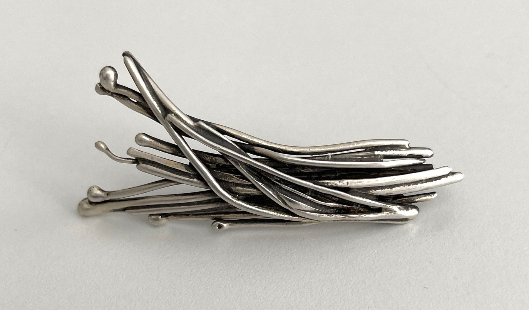 Spille & Fermagli: Vintage Gusterman Silber-Brosche "String" – Usato da Ellighausen venduto da MiSola