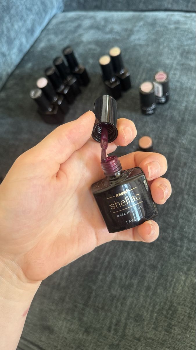 Shellac Nagellack: Shellac Nagellack Set LAVENI NEU & GEBRAUCHT  – Gebraucht aus Zürich von Mellocco 3