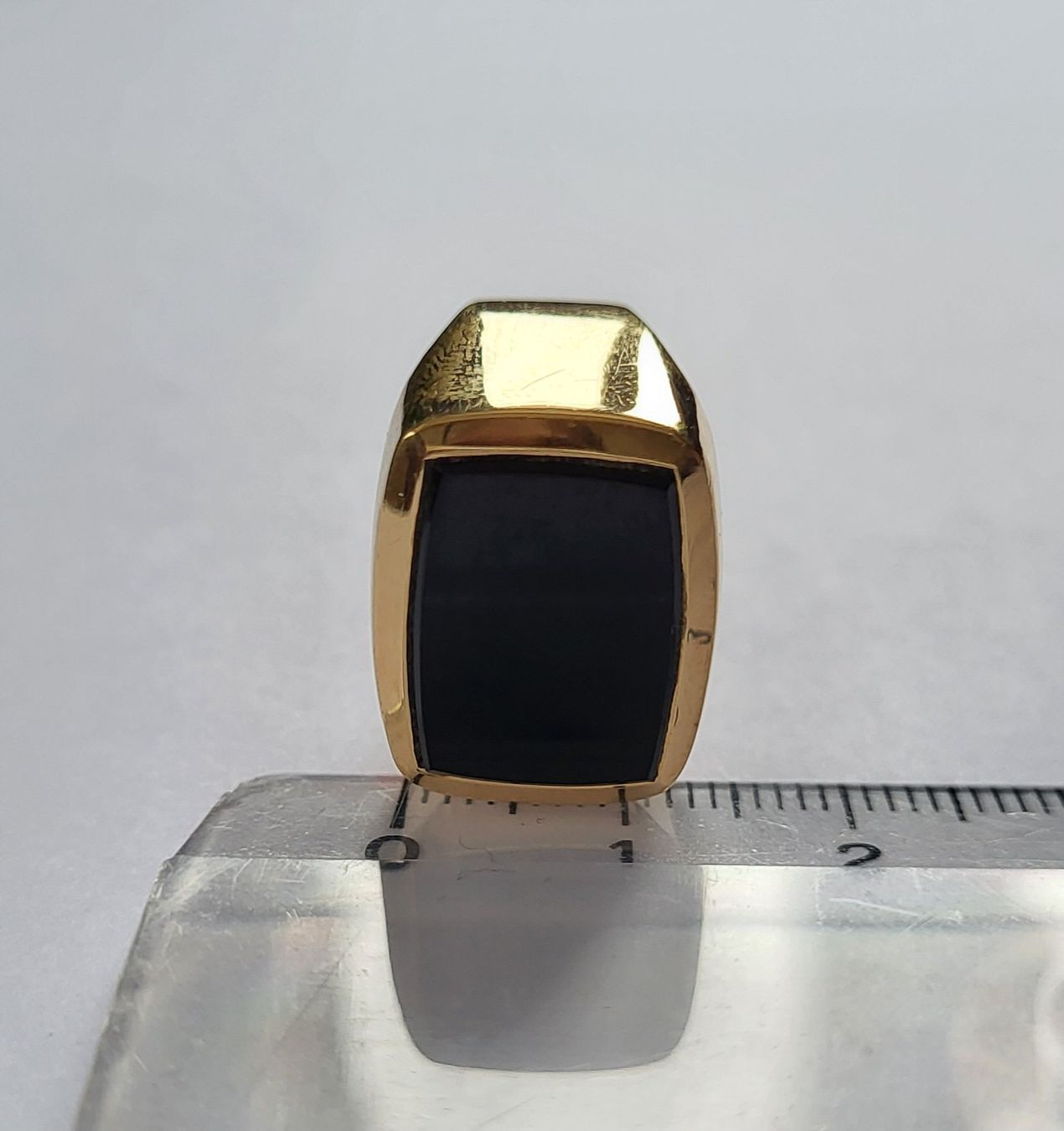 Anelli: 18 Karat 750 Massiv Ring Mit Onyx – Usato da Wald ZH venduto da Aniade 1