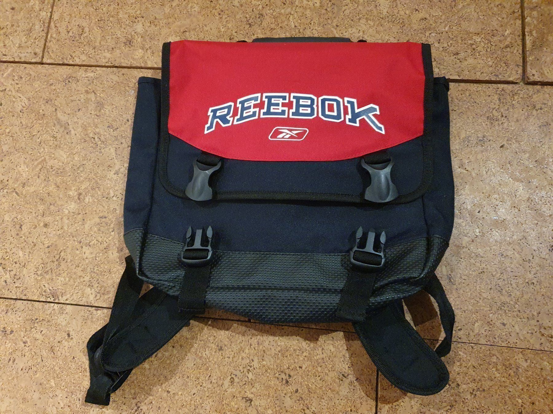 Reebok Borse & Zaini: Rucksack von Reebok – Nuovo (secondo la descrizione) da Oberuzwil venduto da venditum.