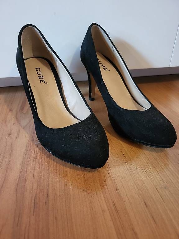 Cube Scarpe da donna: Highheels – Usato da Attinghausen venduto da lau_ys85