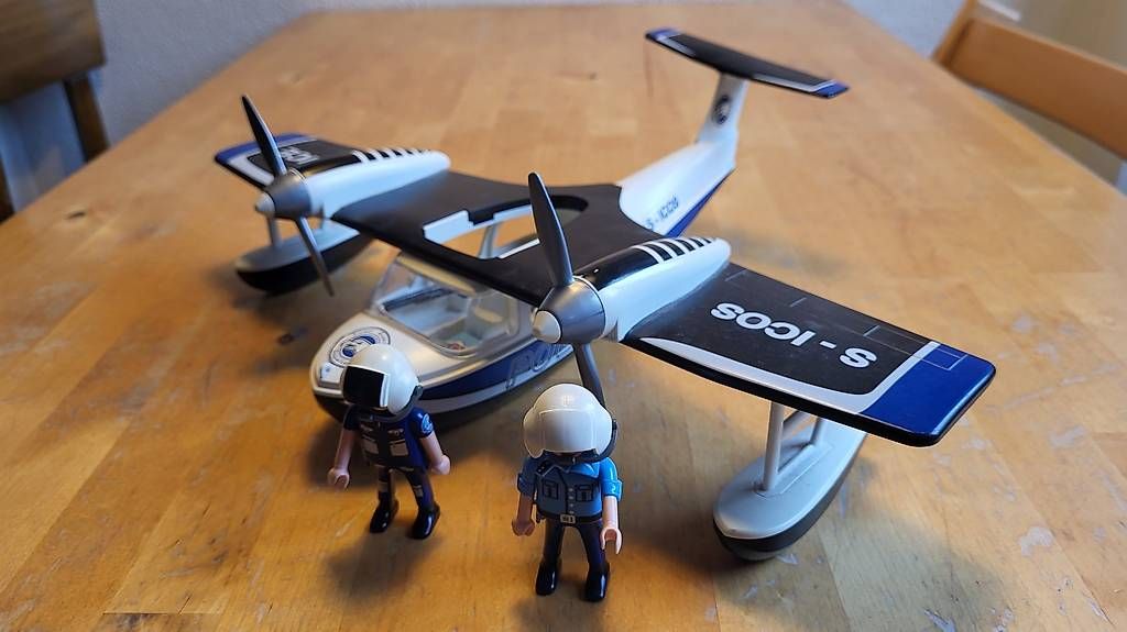 Playmobil Giocattoli: Playmobil Polizei Wasserflugzeug – Usato da bern venduto da Ryukon