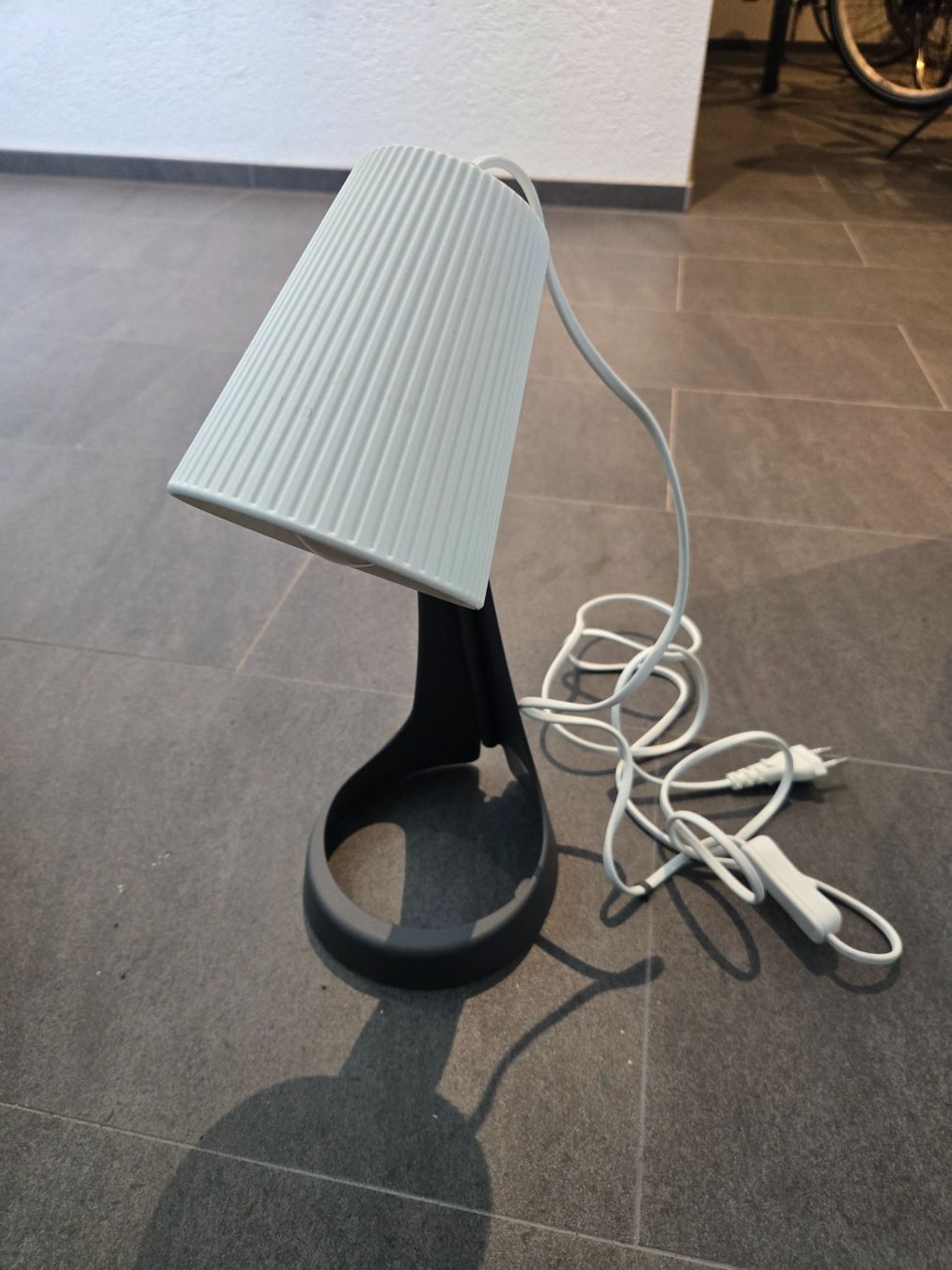 Lampes: 3 moderne Tischlampen – Neuf (Voir description) à Buochs par ribidavid