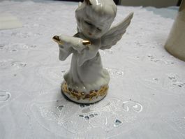 Porzellan Engel weiss                                (BR)