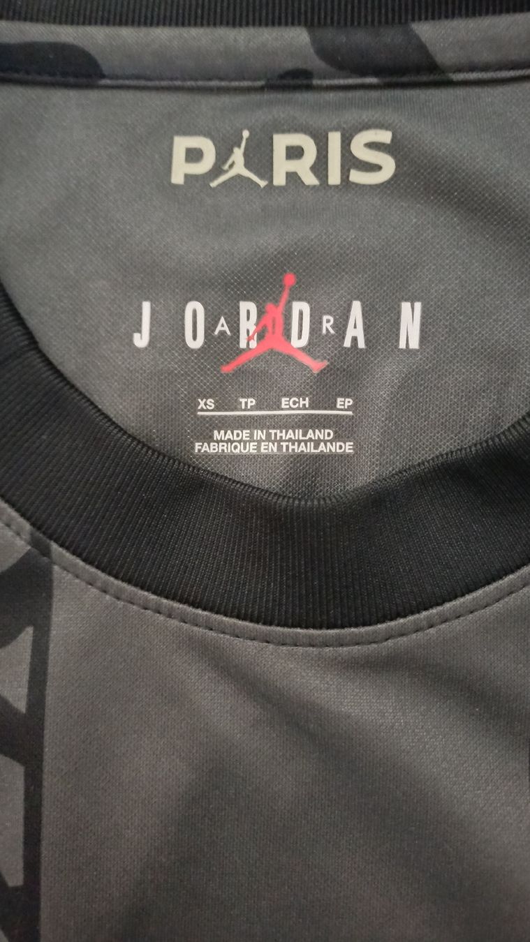 Jordan Canottiere & Pantaloni: Maillot PSG Jordan – Usato da Bex venduto da Sakito 2