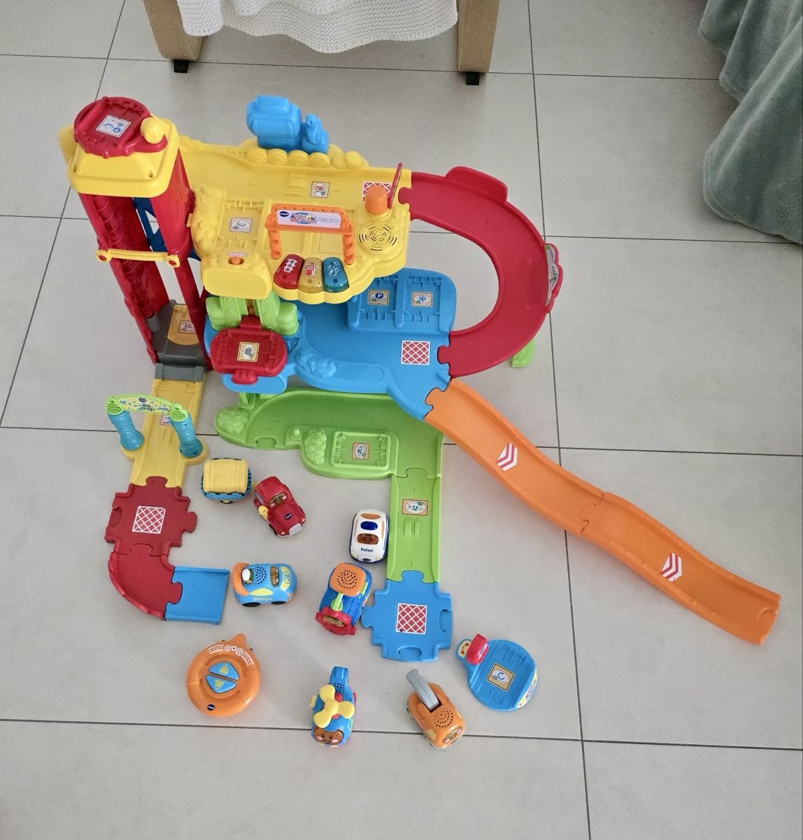 VTech Tut Tut Baby Flitzer Parkgarage mit Autos & Zubehör (Gebraucht ...